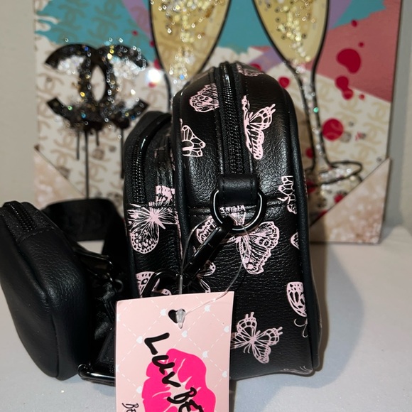 BETSEY JOHNSON Butterfly Quilted Crossbody Bag - Picture 5 of 15